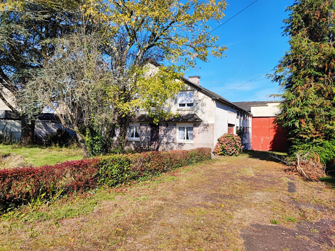 LOUDEAC LOUDEAC - Ensemble immobilier - Maison - Entrepôt 1