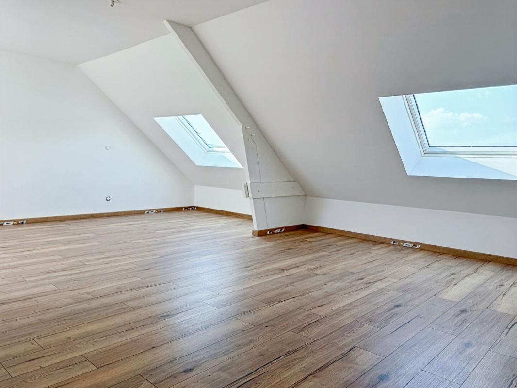 VION Maison Vion 5 pièce(s) 210 m2 8