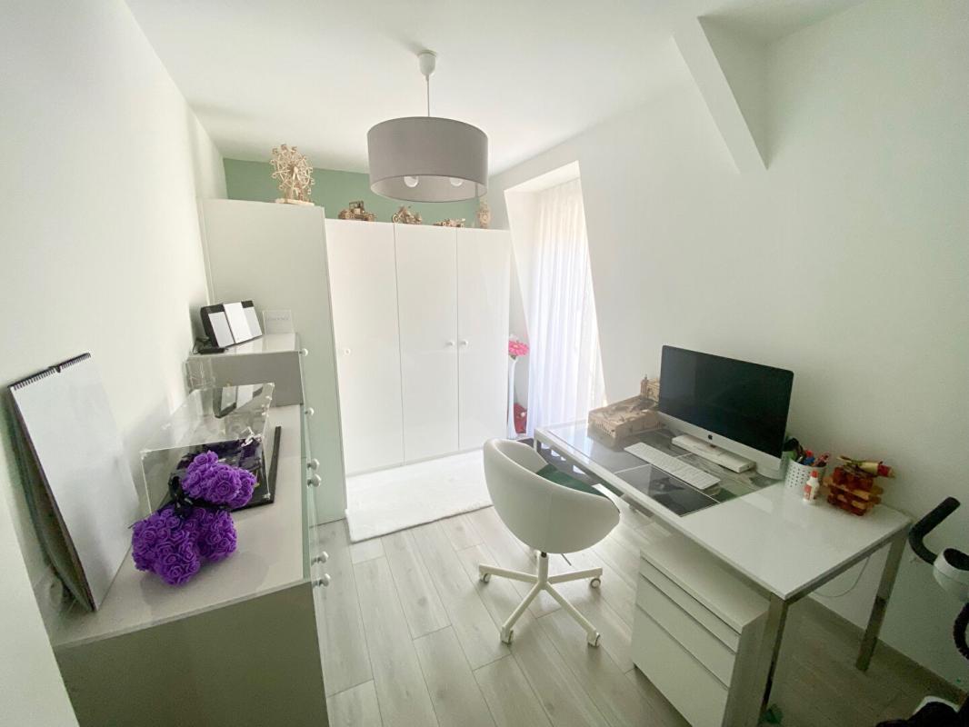 CROISSY-BEAUBOURG Maison Croissy Beaubourg 4 pièce(s) 86.40 m2 10