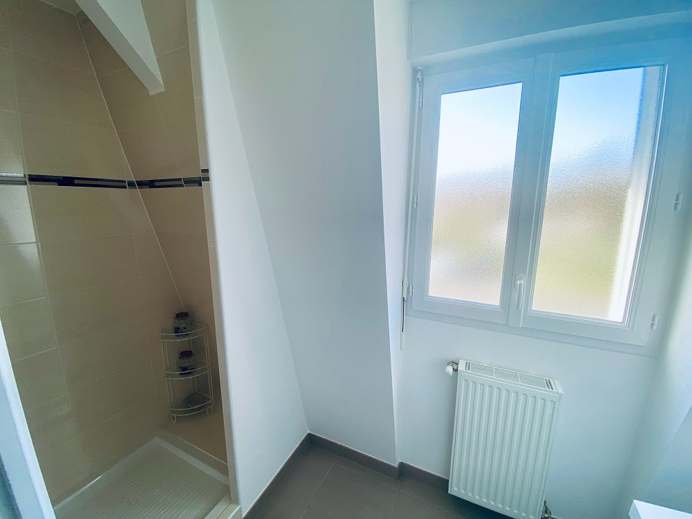 CROISSY-BEAUBOURG Maison Croissy Beaubourg 4 pièce(s) 86.40 m2 12