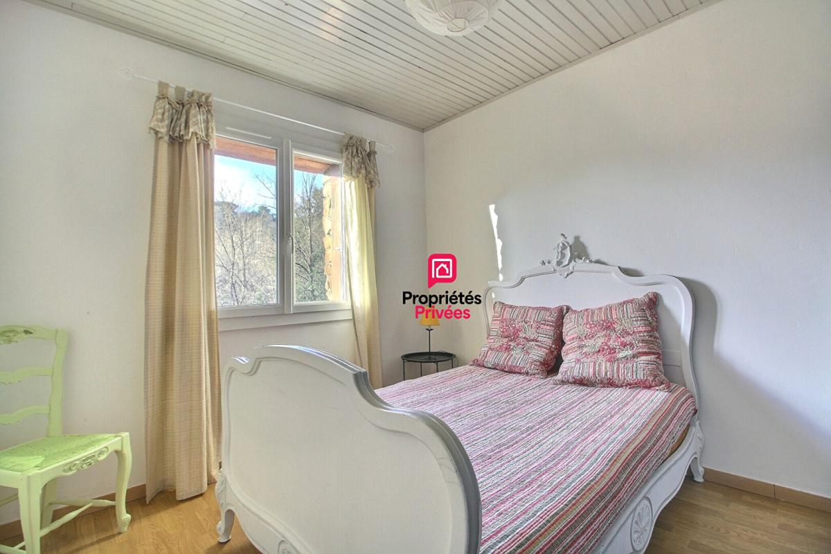 SAINT-HIPPOLYTE-DU-FORT Mas rénové 180 m² à Saint Hippolyte Du Fort 13