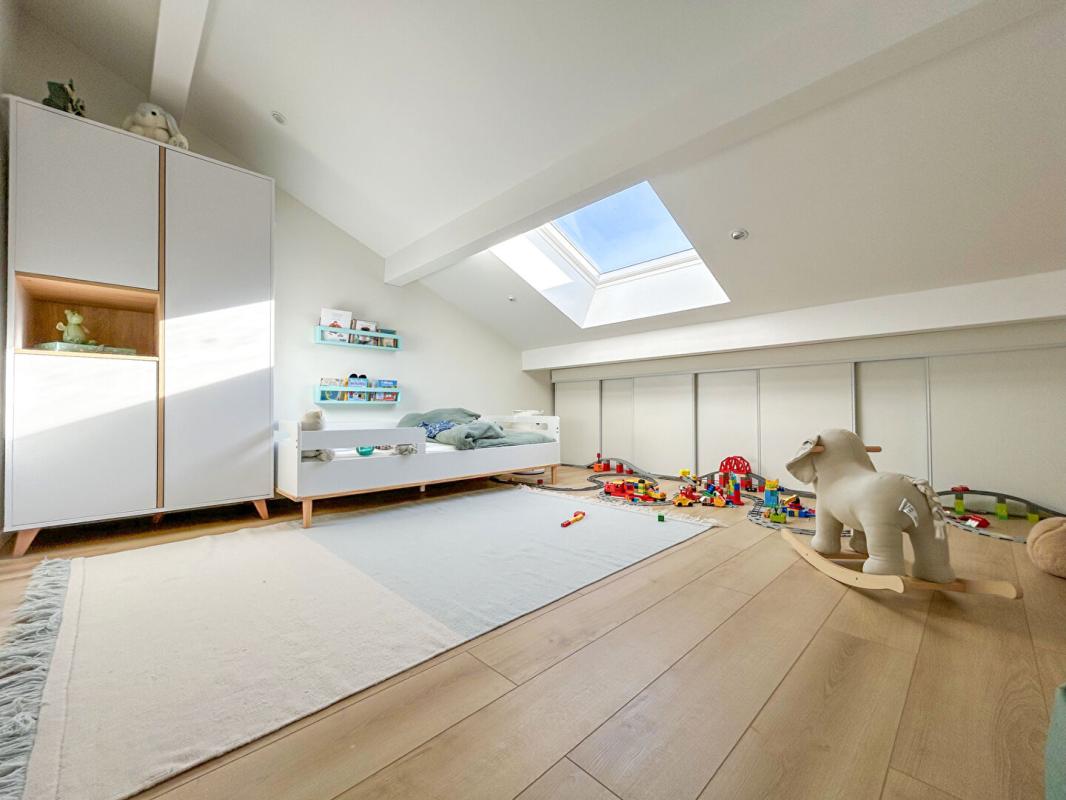 BORDEAUX Vente Maison 170m2 BORDEAUX (33800) 12