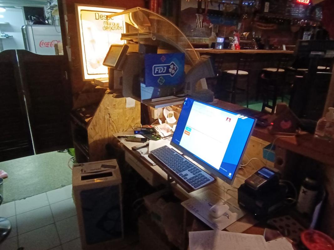 ARACHES-LA-FRASSE Complexe Bowling Jeux Bar Brasserie Station montagne 6