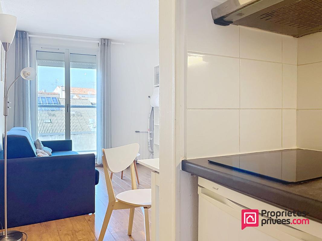 LA ROCHELLE LA ROCHELLE (St Nicolas) - Studio orientée ouest d'environ 20 m2 7