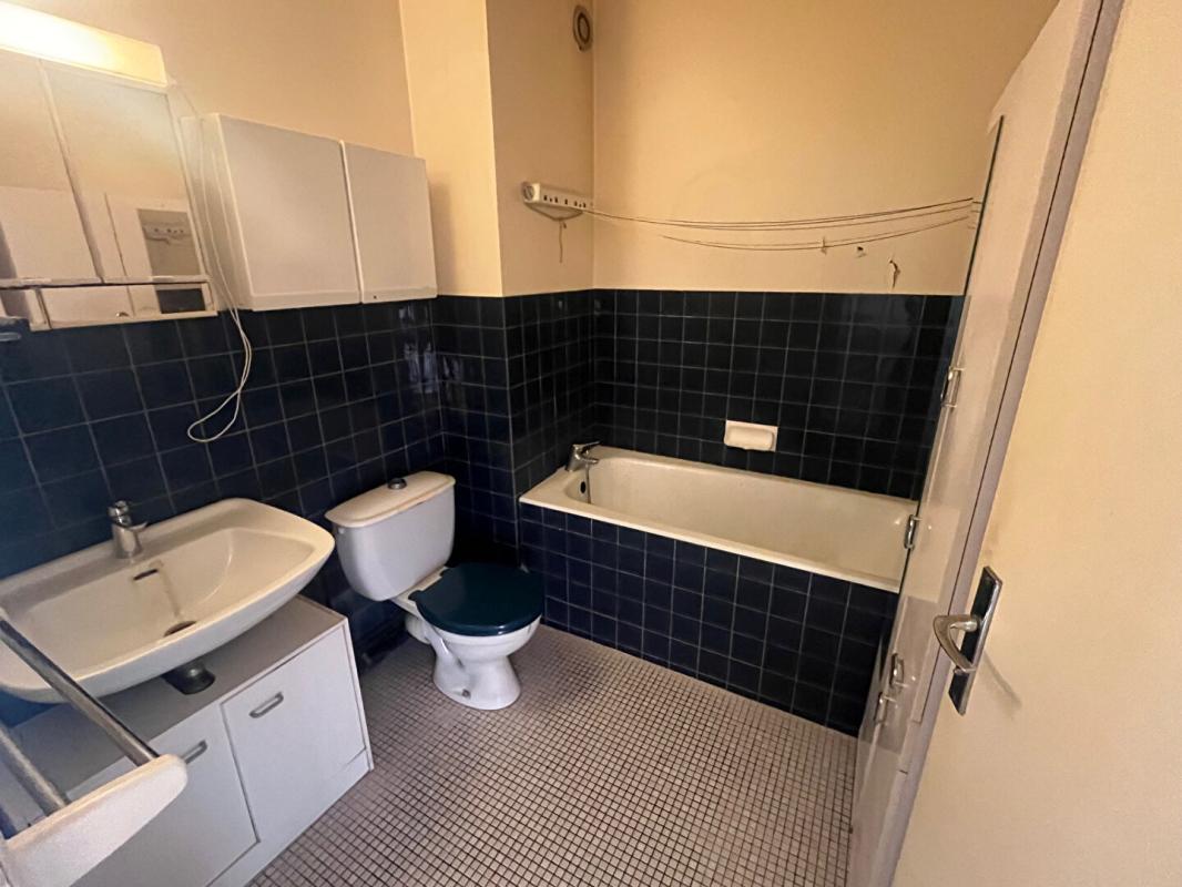 SAINT-GEORGES-DE-DIDONNE Appartement  2 pièces  100 M plage 11