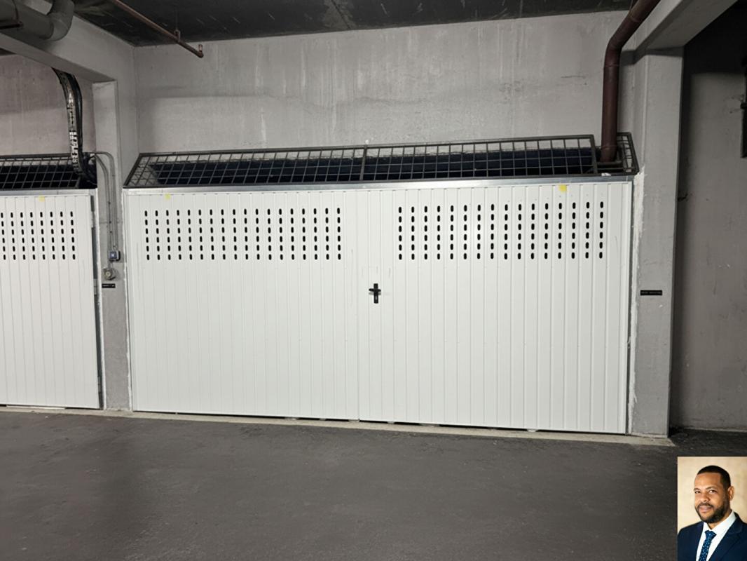 VITRY-SUR-SEINE A vendre Double box à Vitry Sur Seine 6