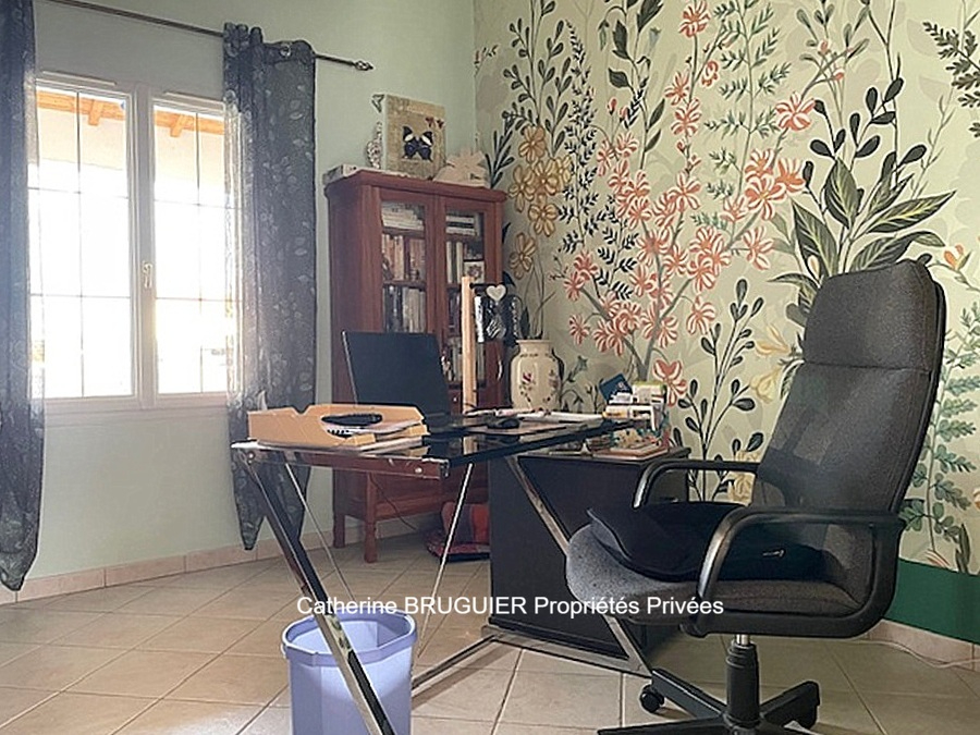 SAINT-SAUVEUR-D'AUNIS Villa lumineuse de plain pied 151 m2, 4 chambres, jardin piscine 7