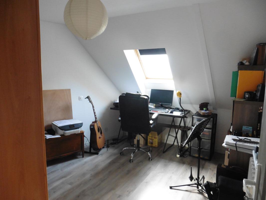 QUIMPERLE Maison QUIMPERLE 5 pièces 111 m2 habitables 10