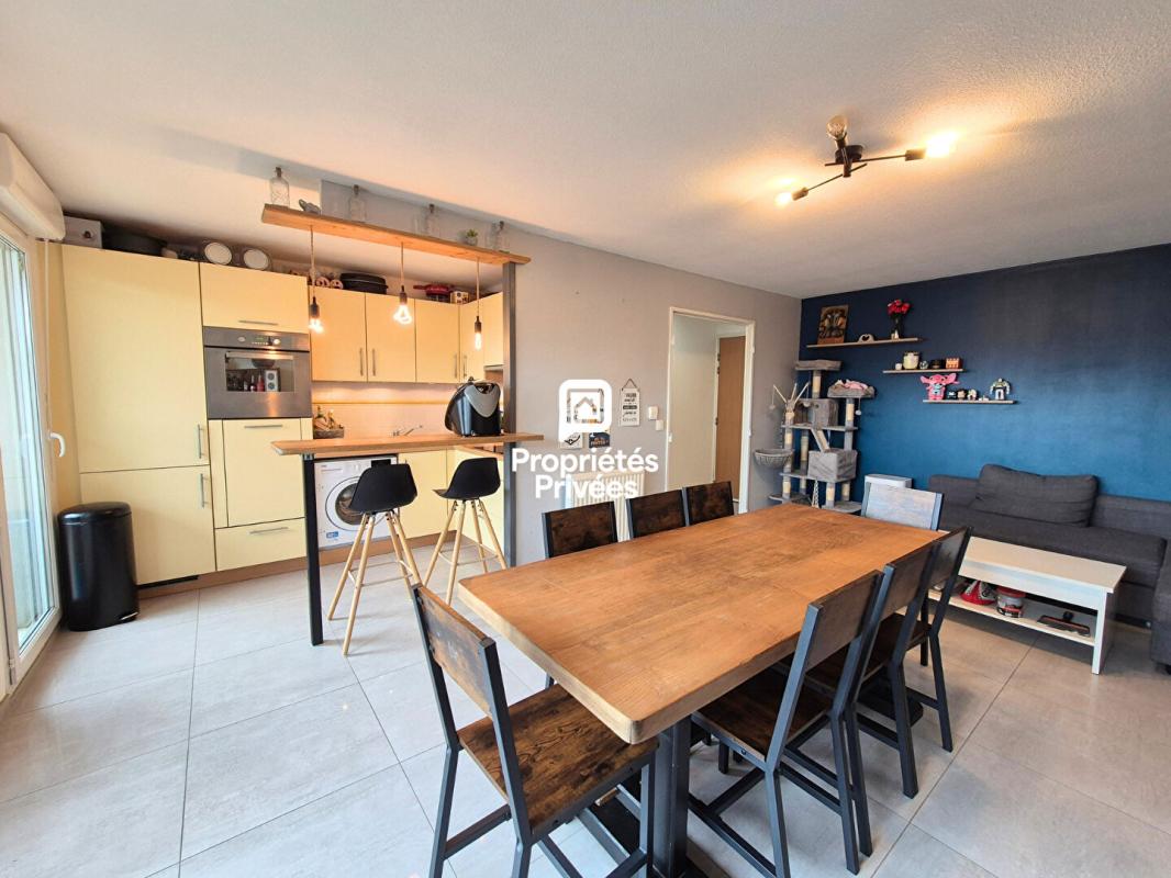 COLLONGES Appartement 2 pièces avec terrasse et parking - Collonges 01550 1