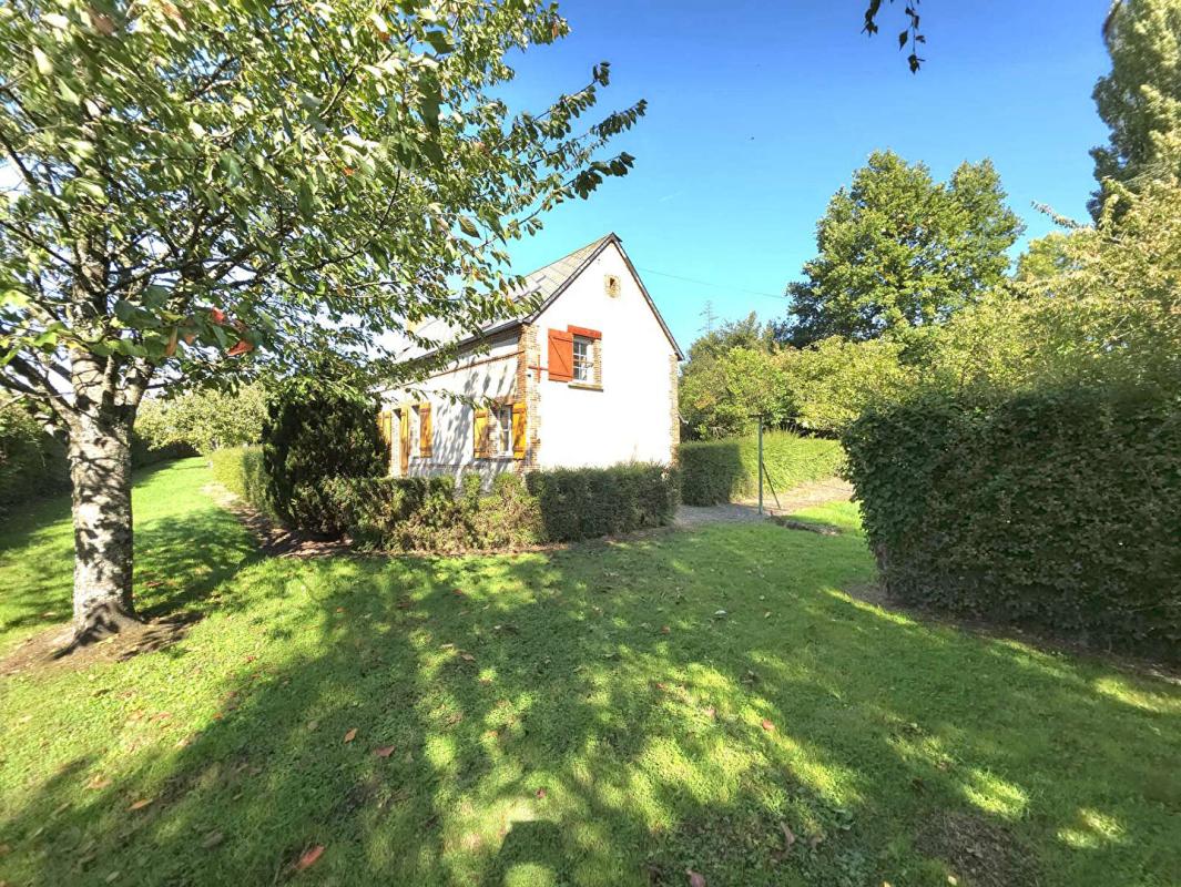 LA FERRIERE-AU-DOYEN 61380 La Ferrière Au Doyen, maison de campagne 106 m² 3 chambres, terrain 3.036 m² 15