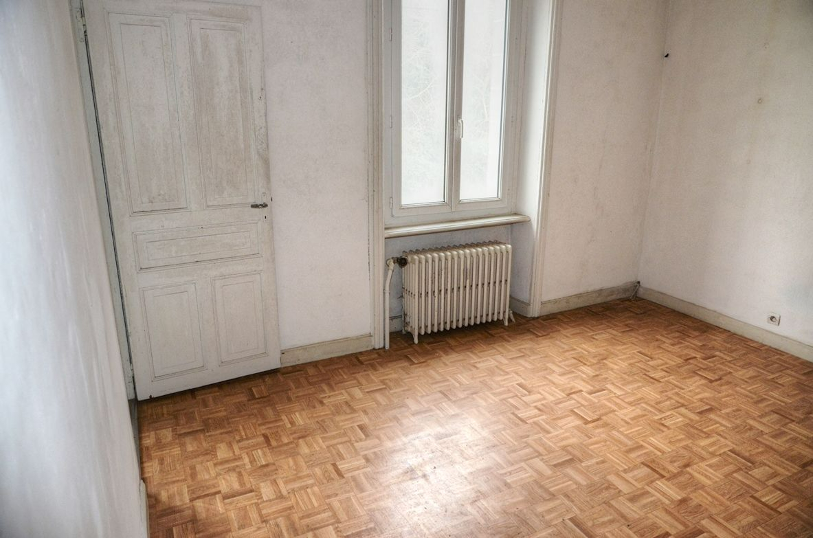 TREGUIER Maison aménageable en 5 appartements avec travaux importants 6