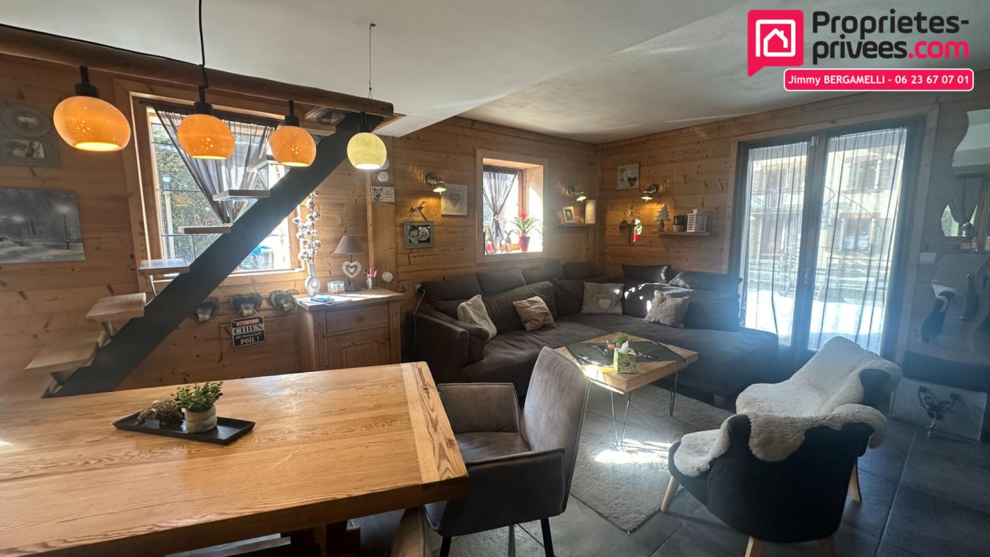 LES HOUCHES Les Houches - Chalet cocooning rénové avec piscine et grande terrasse 10