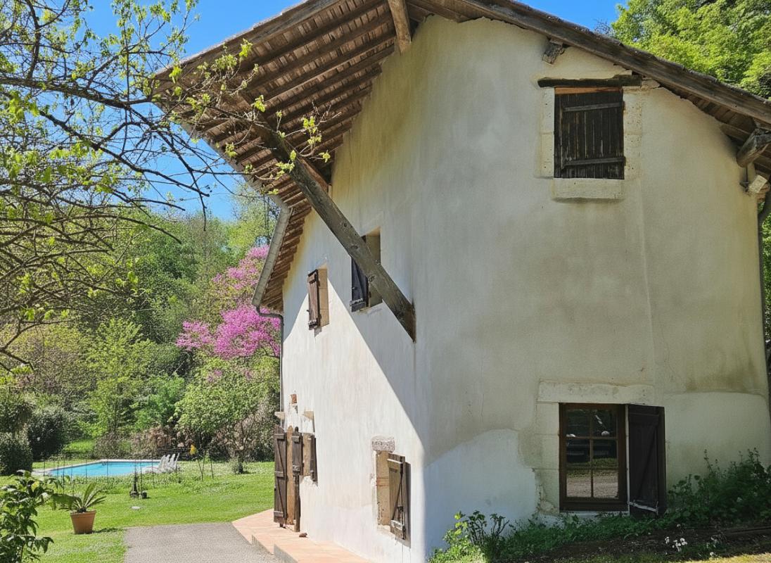 AGEN NORD AGEN : Domaine d'Exception - Anciens chais réhabilités de 335 m² - Parc 1,3 ha - Vue 3