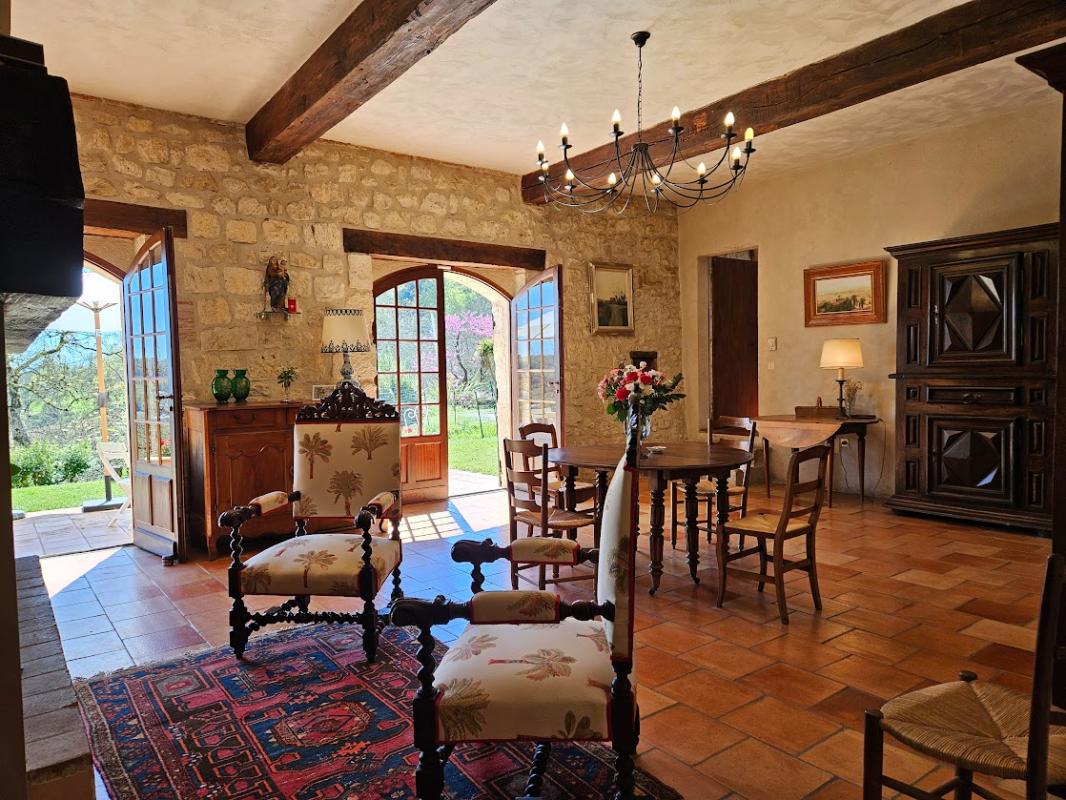 AGEN NORD AGEN : Domaine d'Exception - Anciens chais réhabilités de 335 m² - Parc 1,3 ha - Vue 7