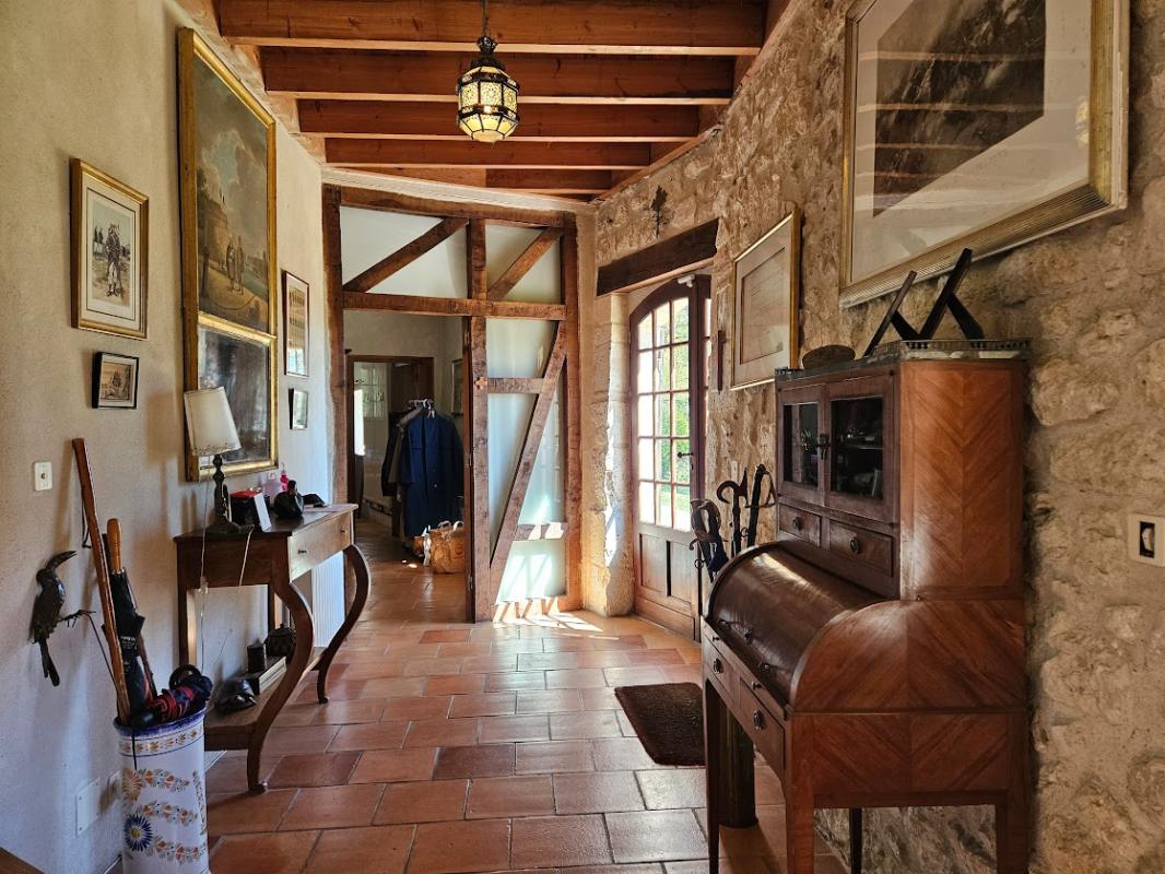 AGEN NORD AGEN : Domaine d'Exception - Anciens chais réhabilités de 335 m² - Parc 1,3 ha - Vue 9