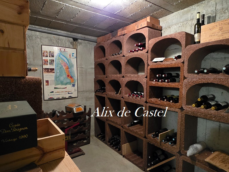 GUERANDE GUERANDE (44350) Maison 9 pièces 275 m2 17