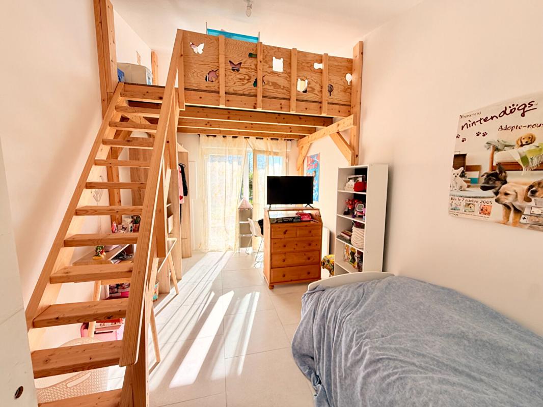 VILLECHETIVE A 20min de Sens, Maison de plain-pied de 2025, 9 pièces , 4 chambres , Exposition plein Sud, DPE A 9