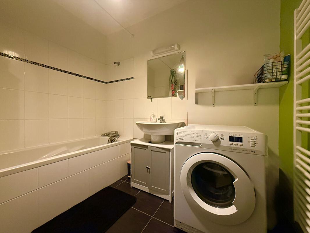 FLEURY-SUR-ORNE Appartement Fleury Sur Orne 3 pièces 65 m2 13