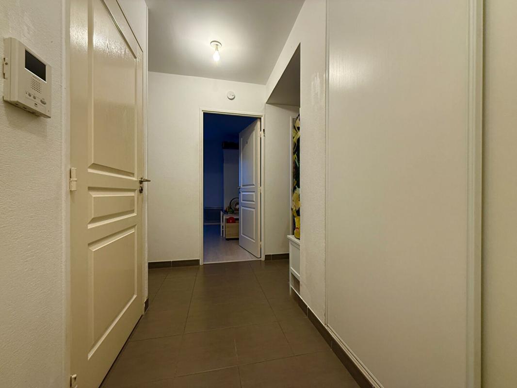 FLEURY-SUR-ORNE Appartement Fleury Sur Orne 3 pièces 65 m2 14