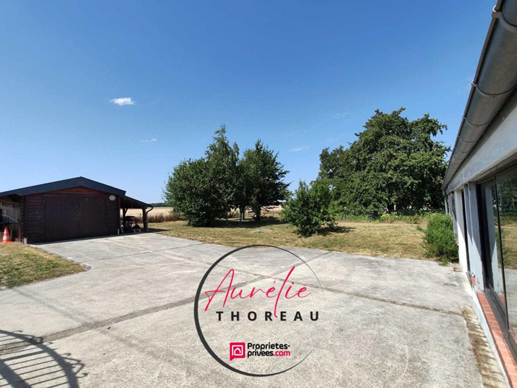 NEUVILLE-AUX-BOIS Longère sur terrain clos 16