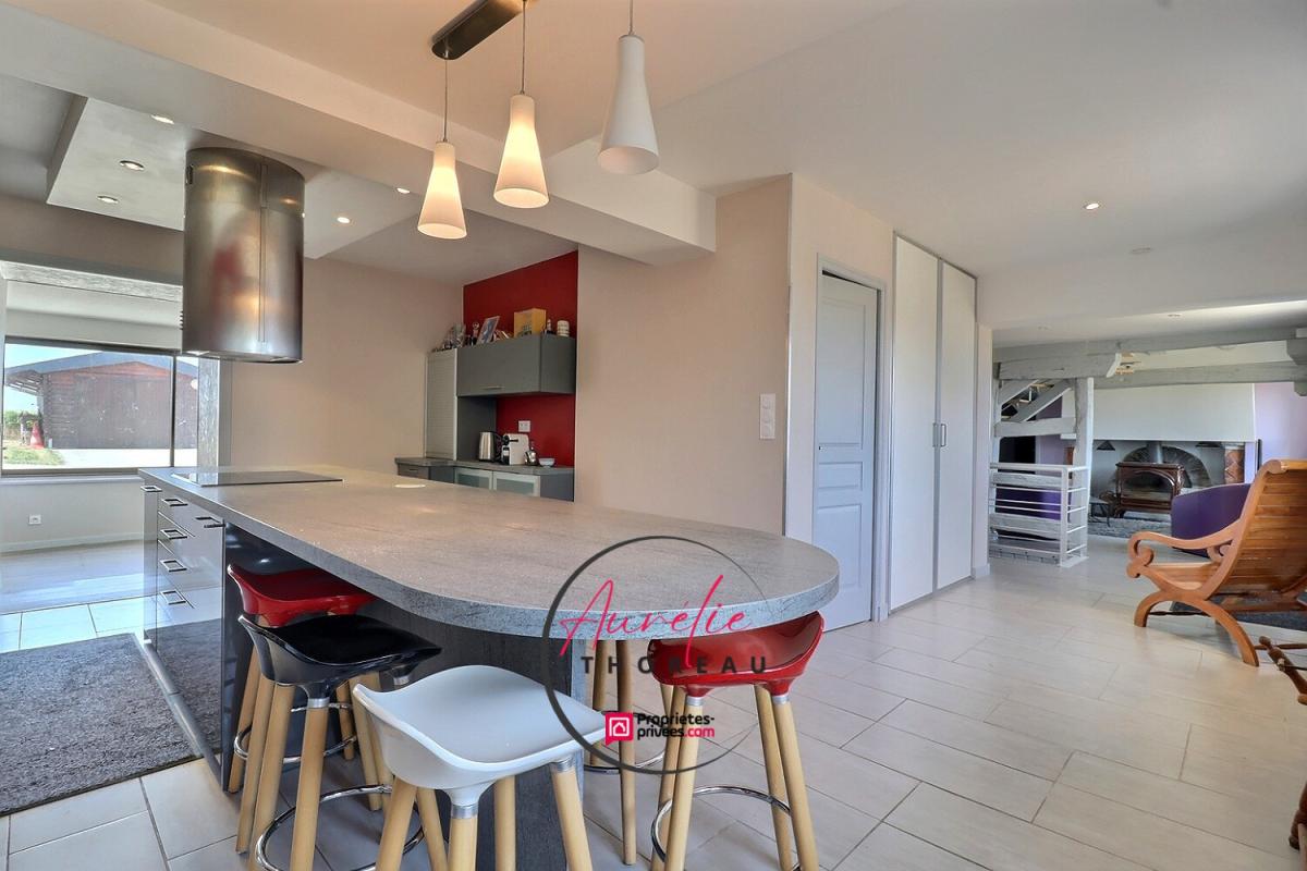 NEUVILLE-AUX-BOIS Longère sur terrain clos 3