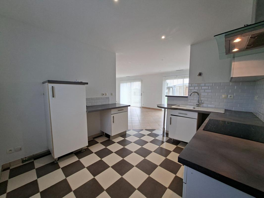 CISSAC-MEDOC Agréable Maison à Cissac 6 pièce(s) 119 m2 ENVIRON 6