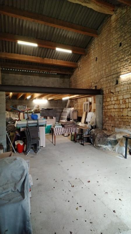 CORME-ROYAL Corme Royal maison de 5 pièces de 160 m2 avec dépendances 12