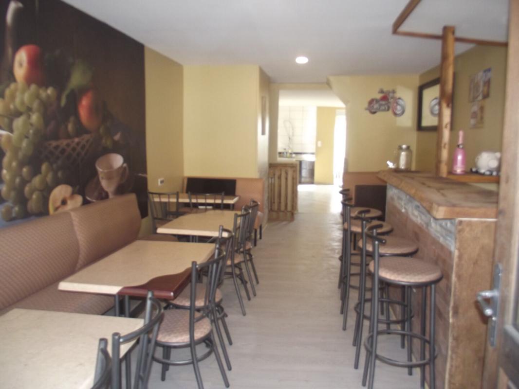 CHAVANGES Immeuble fond de commerce 2