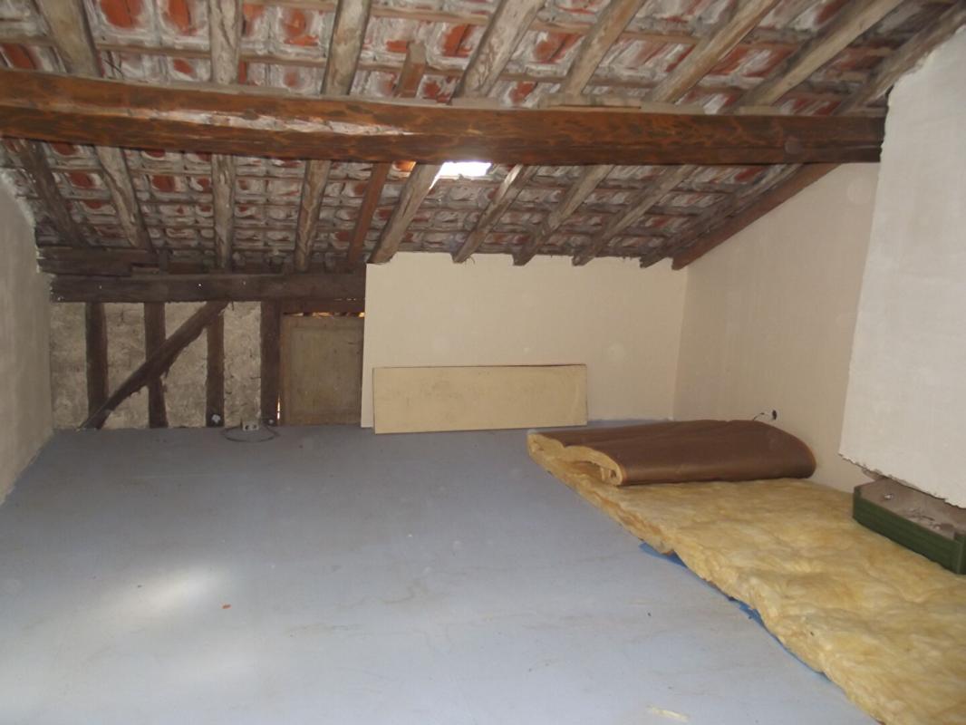 CHAVANGES Immeuble fond de commerce 7