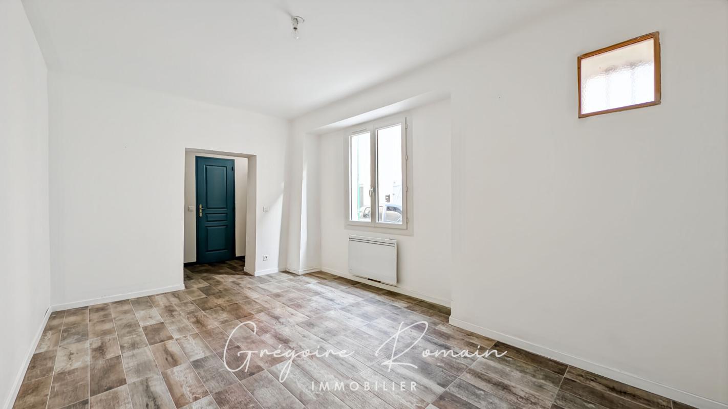 SAINT-CHAMAS Maison Saint Chamas 6 pièce(s) 140 m2 10