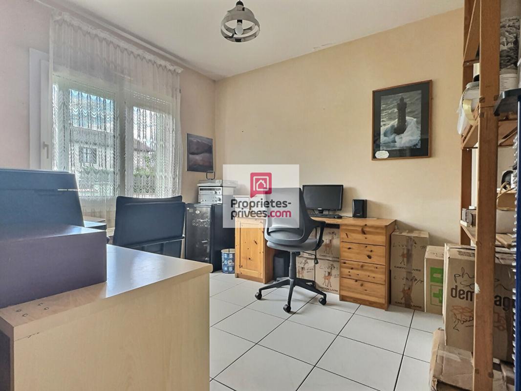 MERIGNAC DEPT 33 - MERIGNAC  - Maison 6 pièce(s) 135 m2 avec jardin de 492m2 et un garage de 25m2 10