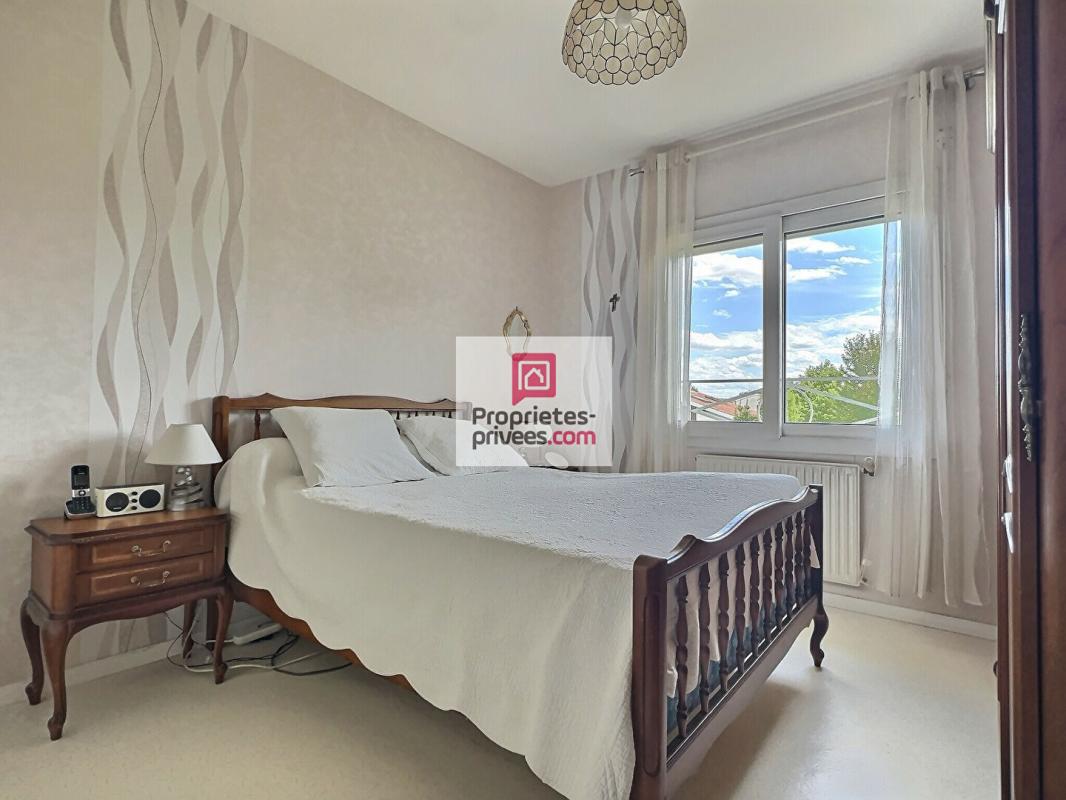 MERIGNAC DEPT 33 - MERIGNAC  - Maison 6 pièce(s) 135 m2 avec jardin de 492m2 et un garage de 25m2 15