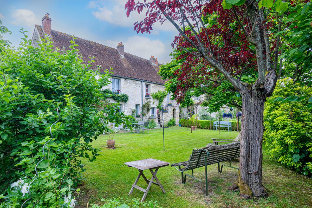 MARINES La beauté discrète: Propriété en pierres ciselées du XVIII 15