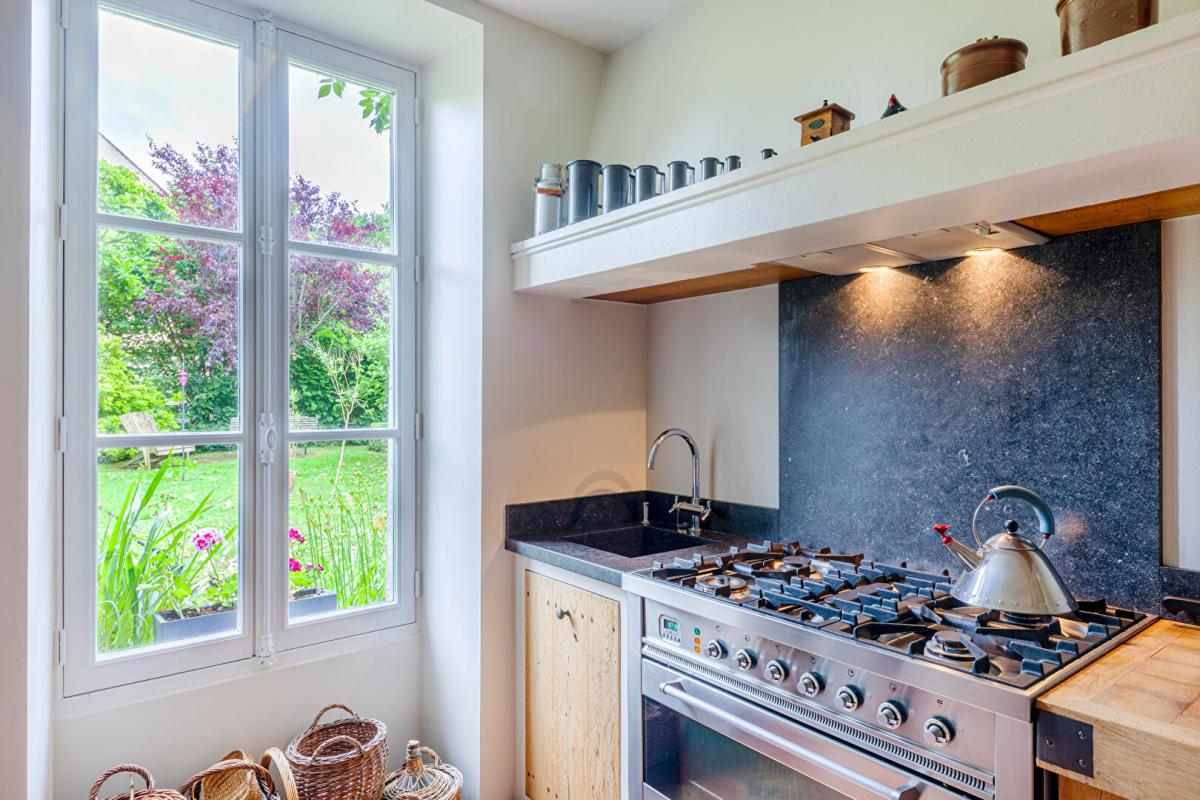 MARINES La beauté discrète: Propriété en pierres ciselées du XVIII 5