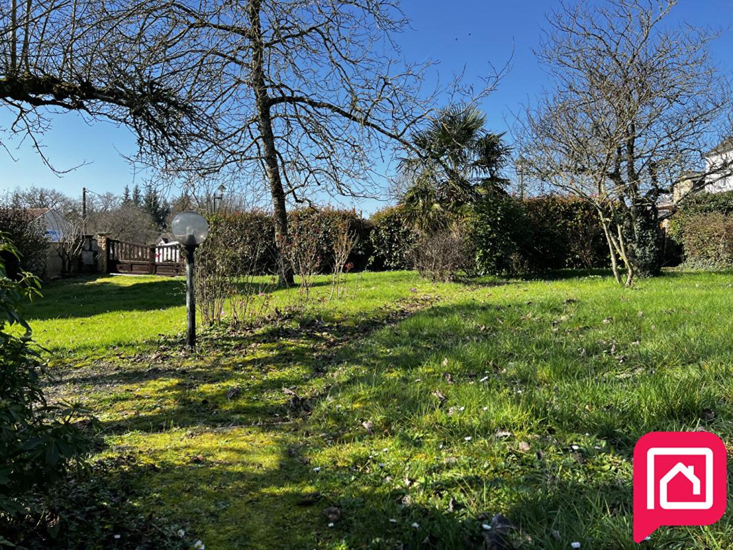 PLESSE Maison Bourg de Plessé 14