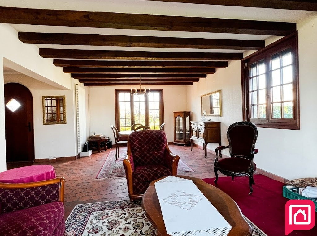 PLESSE Maison Bourg de Plessé 3