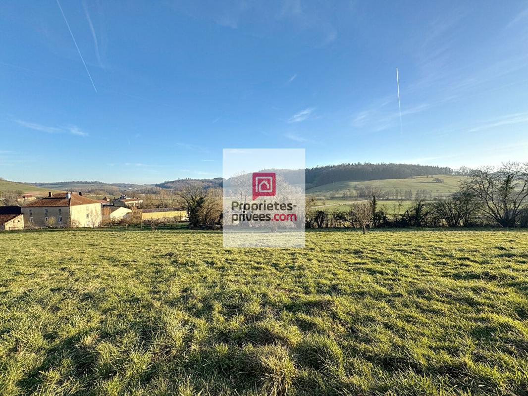 VAUBEXY Grande Maison Familiale avec Dépendances et terrain de 1,40 ha 16