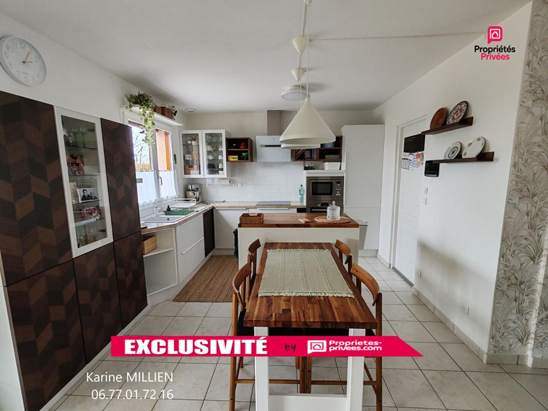 ILLIERS-L'EVEQUE ILLIERS L'EVEQUE 27770 Maison individuelle avec véranda chauffée - 1 étage - 4 chambres - Quart port - Garage - Plusieurs cabanons de jardin - Terrain - 265000 HAI 6