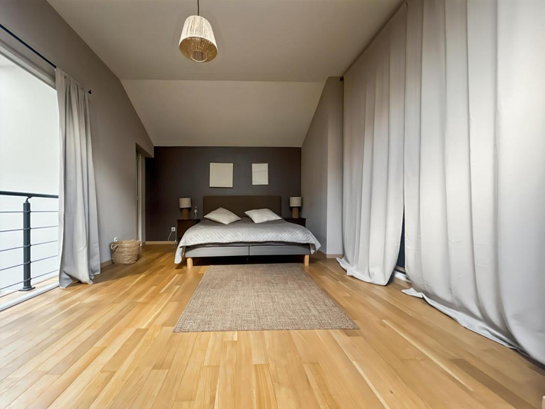 FACHES-THUMESNIL Loft  345 m2 9