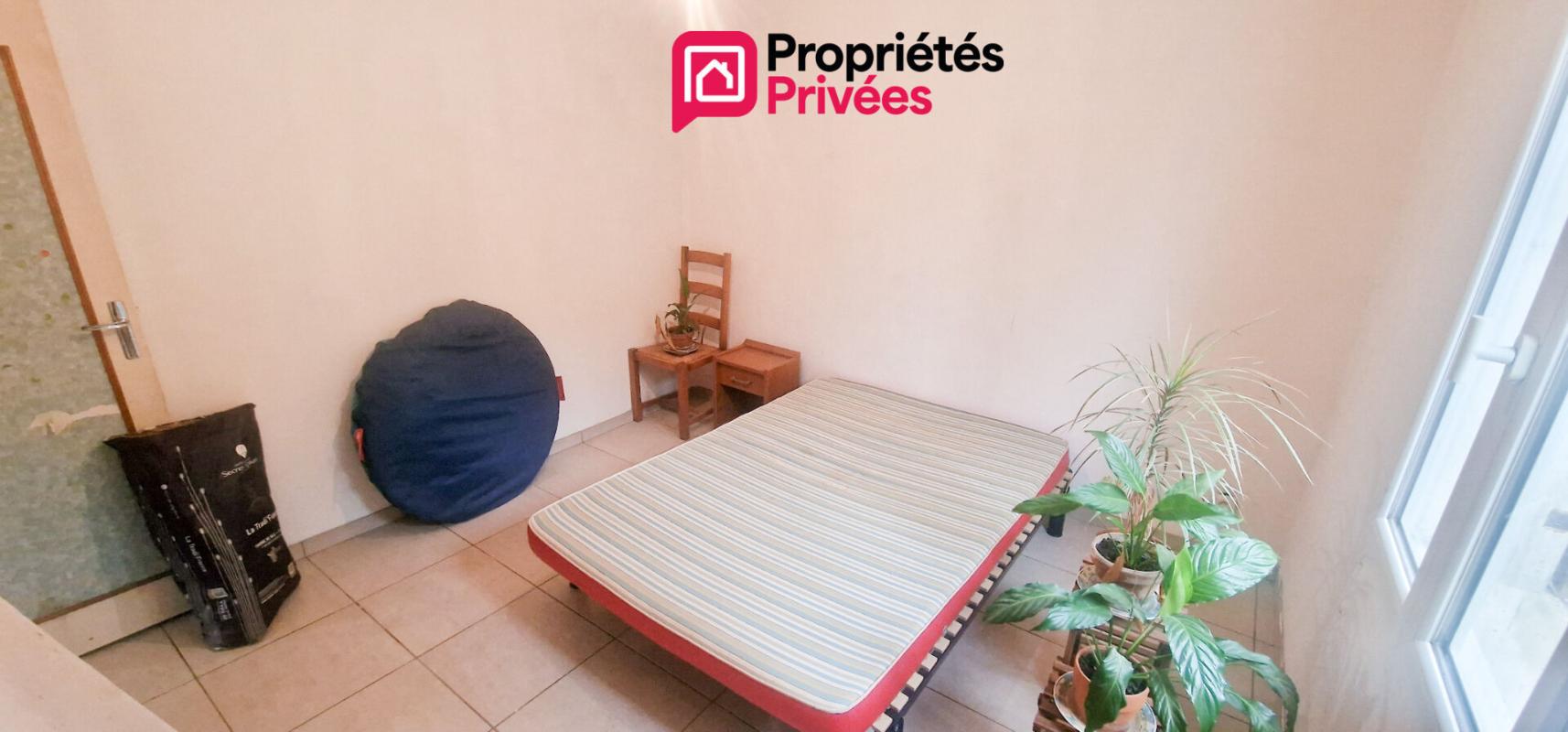 COUFFY Maison de plain-pied 102 m² - 5 pièces - 4 chambres - dépendances - terrain 1630 m² 8