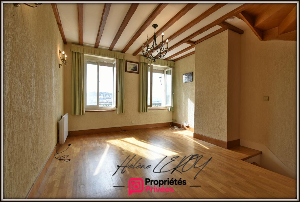 FECAMP Maison de caractère avec vue exceptionnelle sur le port et la mer 11