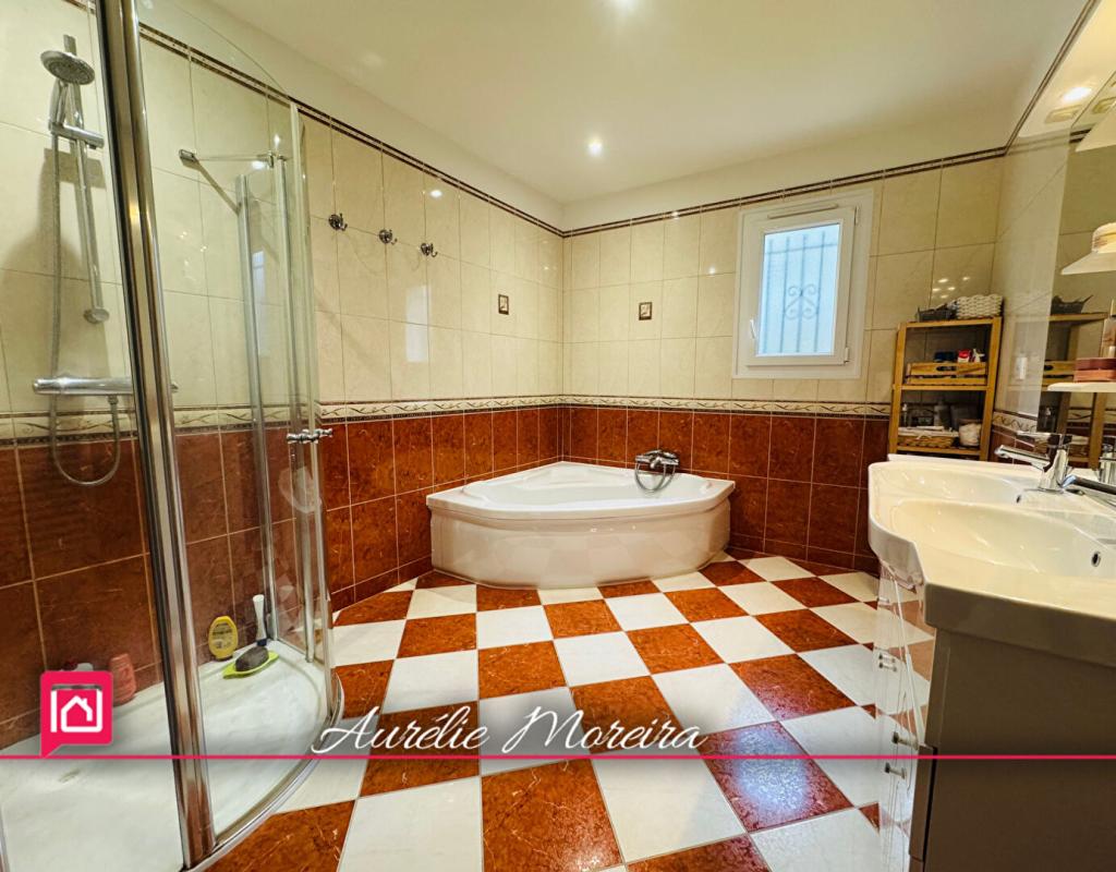 LASSAY-SUR-CROISNE Maison Lassay Sur Croisne 6 pièce(s) 177 m2 9