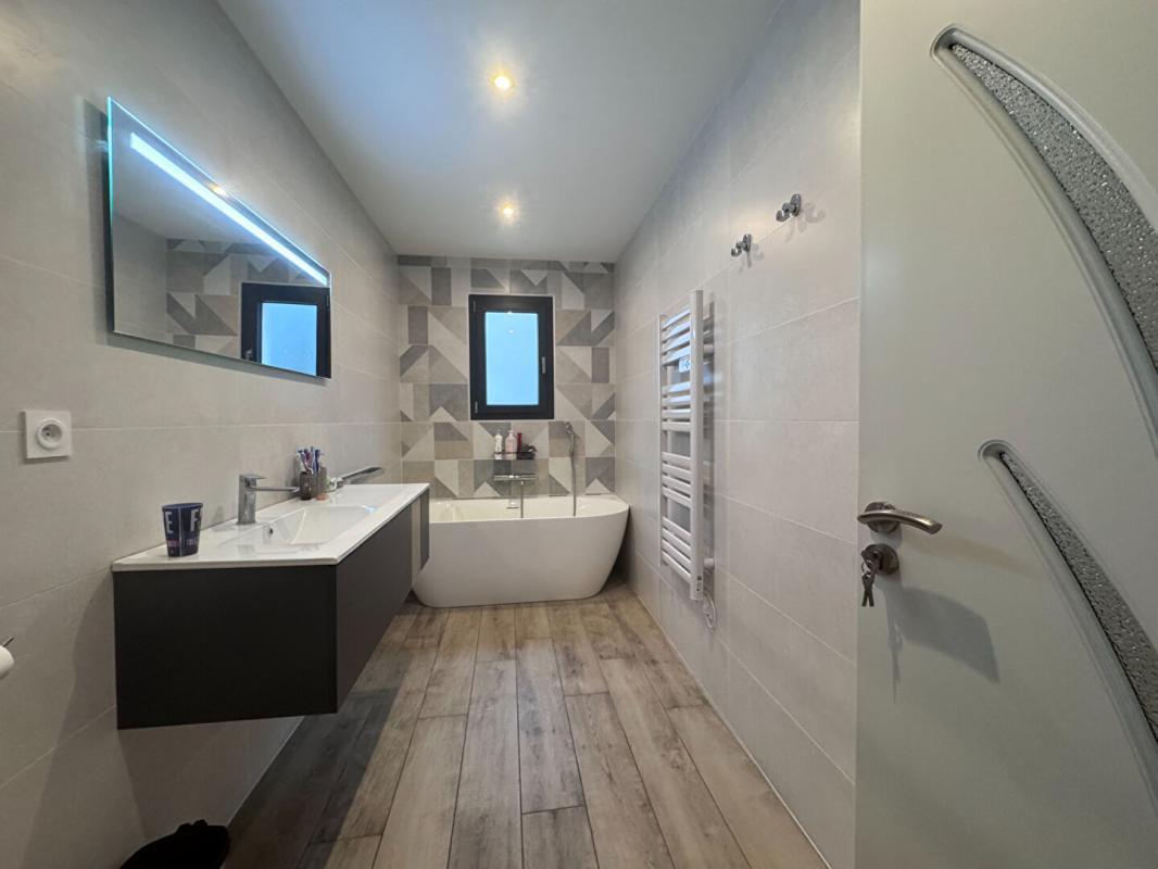 NEVERS Maison Nevers de plain pied 8