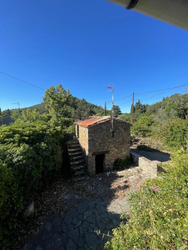 ANDUZE Mas en pierres mitoyen proche Anduze sur terrain constructible de 1900 m2 12