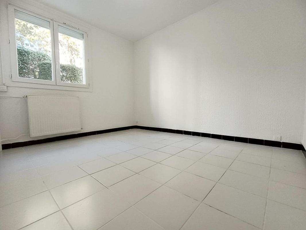 MARTIGUES Appartement Martigues 5 pièce(s) 87 m2 10