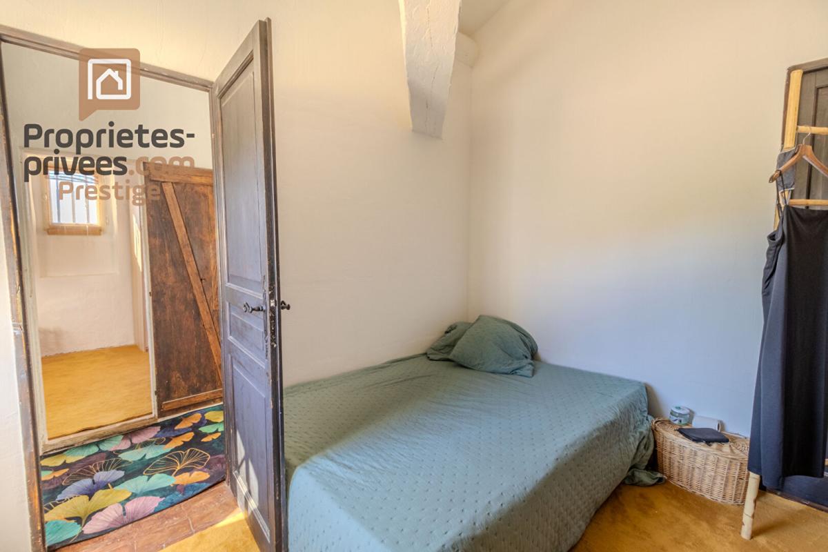 LES ANGLES DEMEURE EN PIERRES Les Angles 7 pièce(s) 170 m2 - TOITURE NEUVE 11