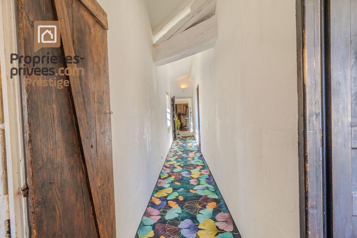 LES ANGLES DEMEURE EN PIERRES Les Angles 7 pièce(s) 170 m2 - TOITURE NEUVE 15