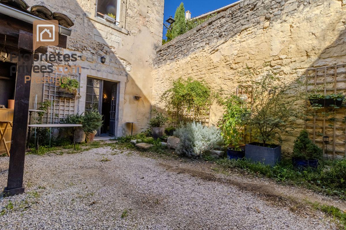 LES ANGLES DEMEURE EN PIERRES Les Angles 7 pièce(s) 170 m2 - TOITURE NEUVE 18