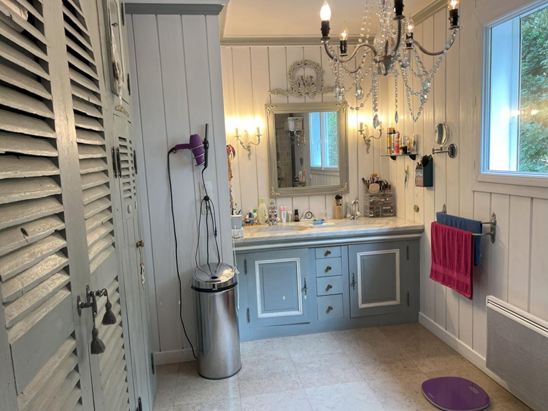 AUGE Ensemble immobilier  de 3 logements  Auge 12 pièce(s) 277 m2 10