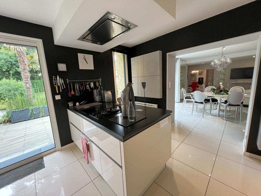 AUGE Ensemble immobilier  de 3 logements  Auge 12 pièce(s) 277 m2 3